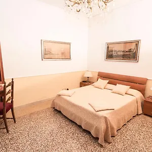 Alla Fenice , Venise Italie